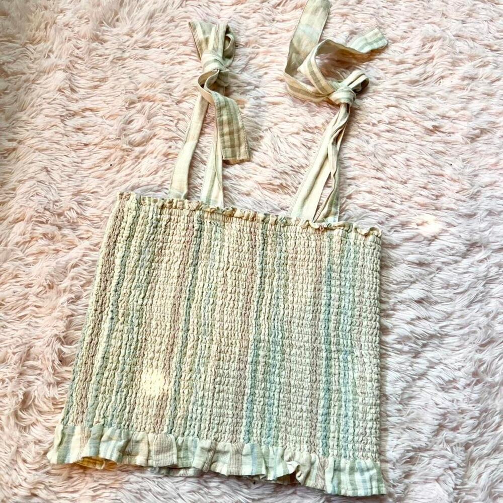 American Eagle Smocked Muted Pastel Indie Hippie Ruffle Cute Tie Strap Crop‎ Top